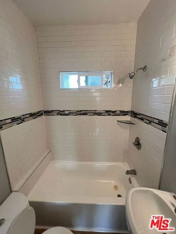 1217 Cedar Avenue, Long Beach, CA 90813