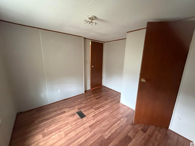 735 Sills Lane, Paducah, KY 42003