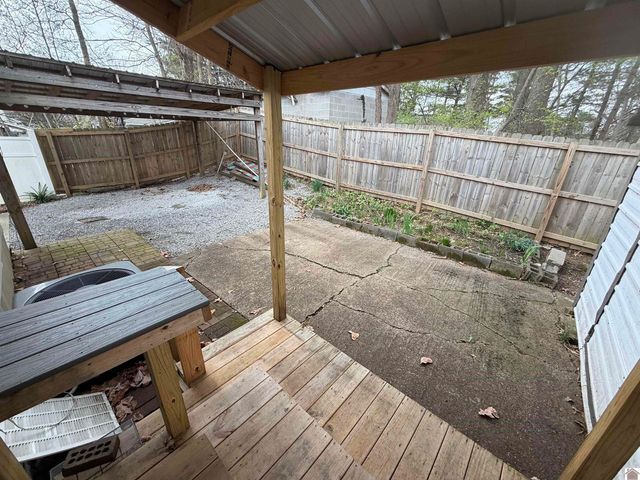 735 Sills Lane, Paducah, KY 42003