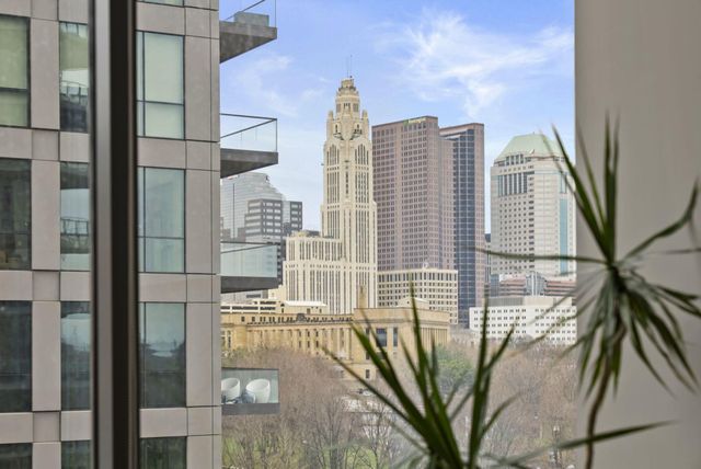 300 W Spring Street, 401, Columbus, OH 43215