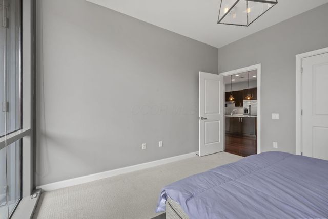 300 W Spring Street, 401, Columbus, OH 43215