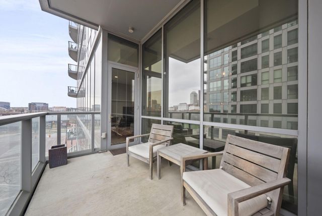 300 W Spring Street, 401, Columbus, OH 43215