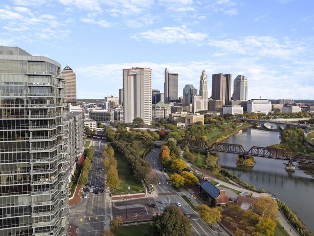 300 W Spring Street, 401, Columbus, OH 43215