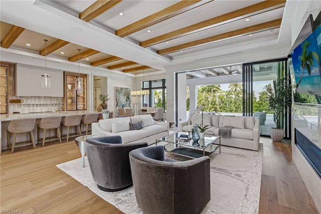 529 Neapolitan WAY, NAPLES, FL 34103 — photo 3