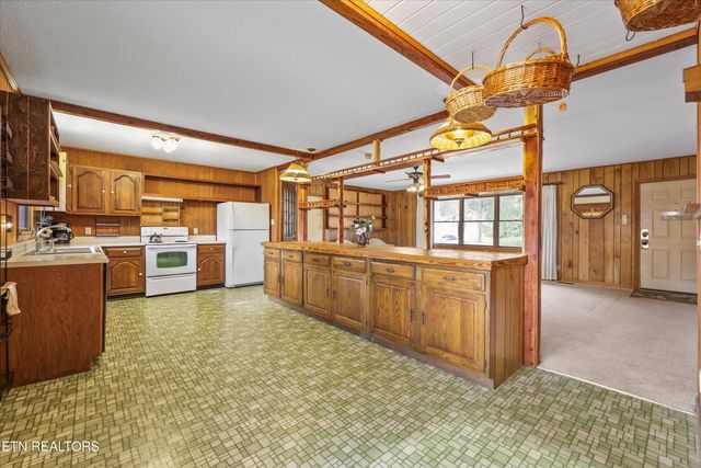 4318 Garden Drive, Knoxville, TN 37918