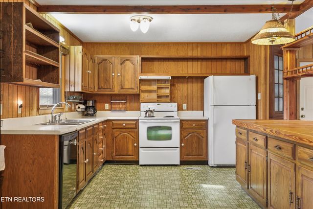 4318 Garden Drive, Knoxville, TN 37918