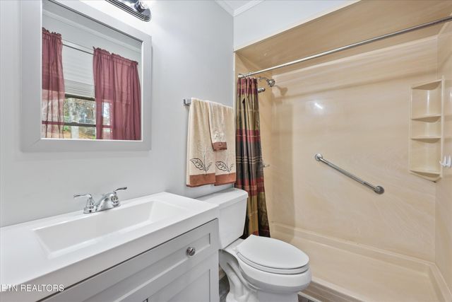 4318 Garden Drive, Knoxville, TN 37918