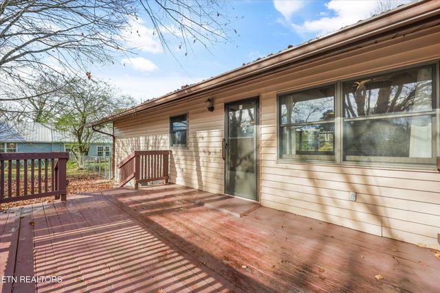 4318 Garden Drive, Knoxville, TN 37918