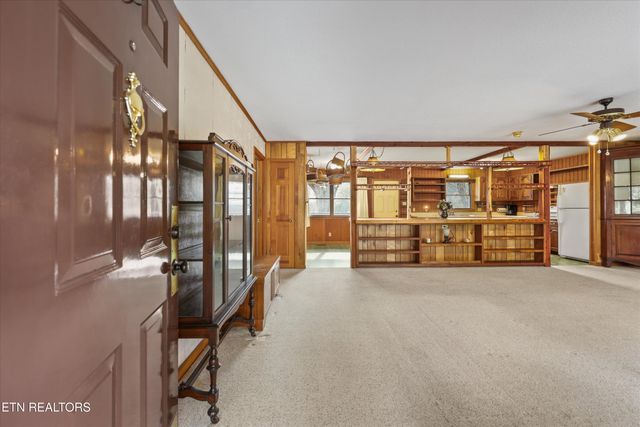 4318 Garden Drive, Knoxville, TN 37918