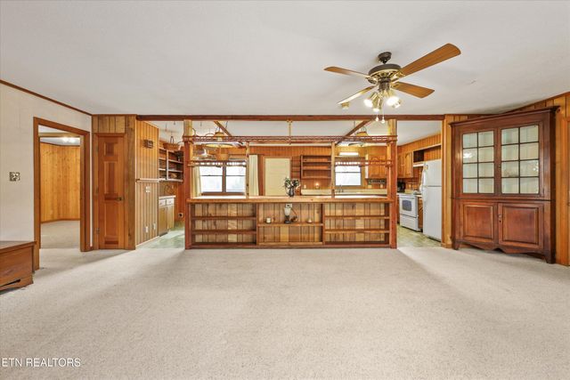 4318 Garden Drive, Knoxville, TN 37918