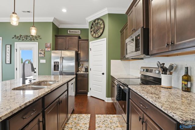 17435 Fieldway Circle, Harvest, AL 35749