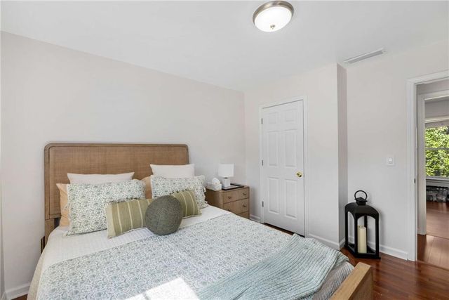 2383 Lake Villas Court, Duluth, GA 30097