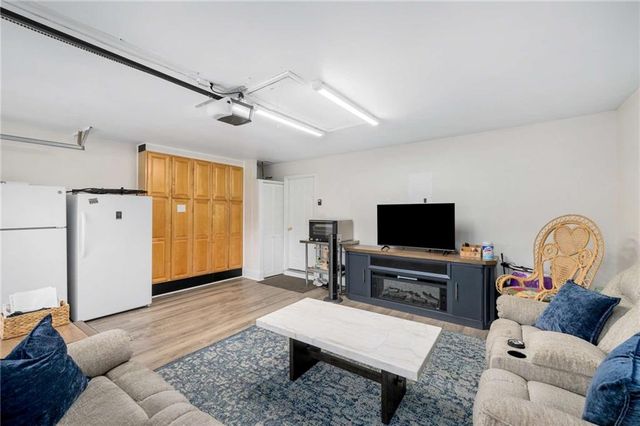 2383 Lake Villas Court, Duluth, GA 30097