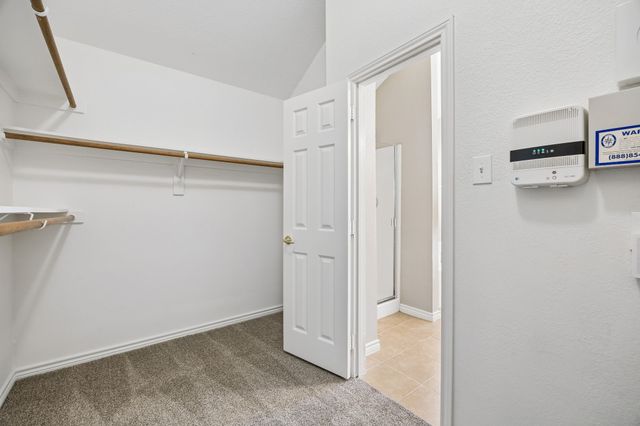 9508 Fox Hill Drive, Fort Worth, TX 76131