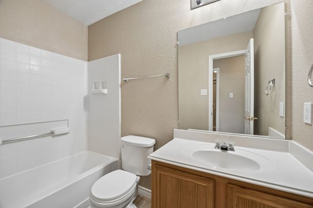 9508 Fox Hill Drive, Fort Worth, TX 76131