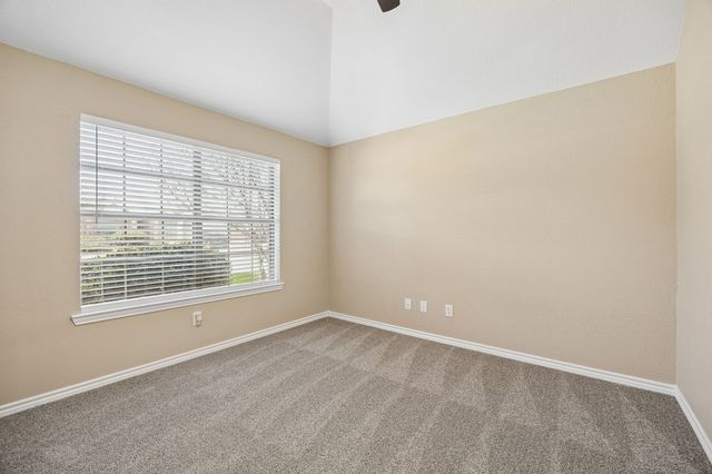 9508 Fox Hill Drive, Fort Worth, TX 76131