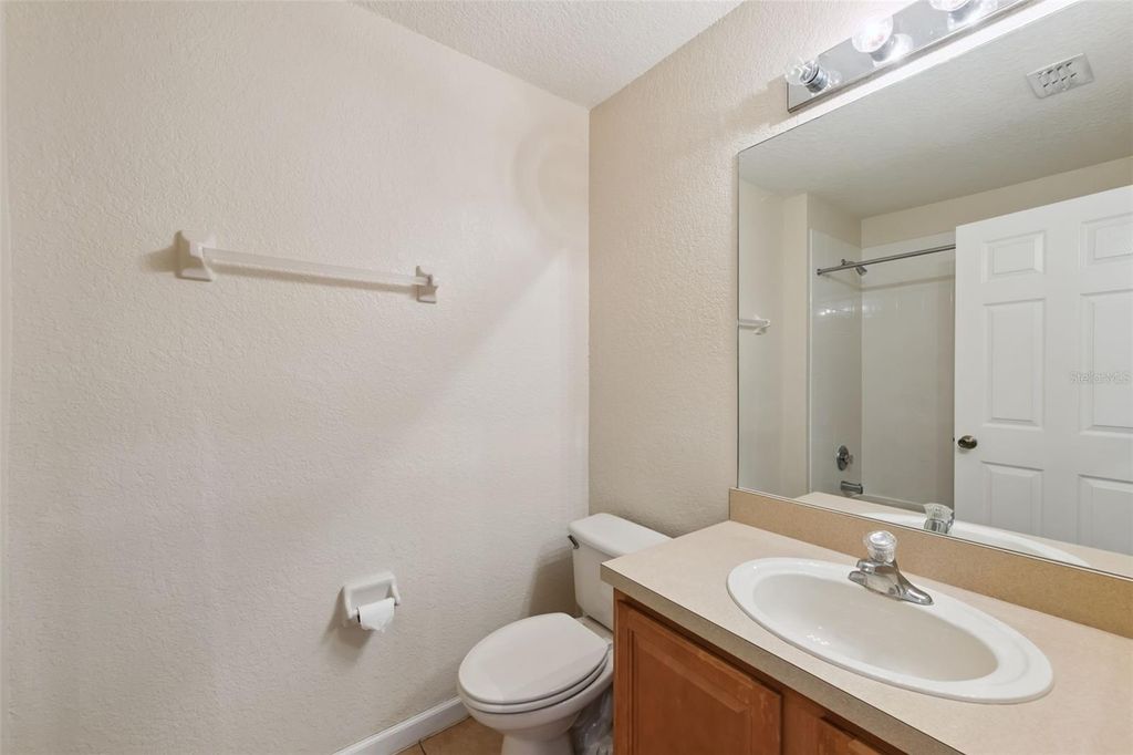 Image 13 of property listing at 1336 FALLING STAR LANE, Orlando, FL 32828