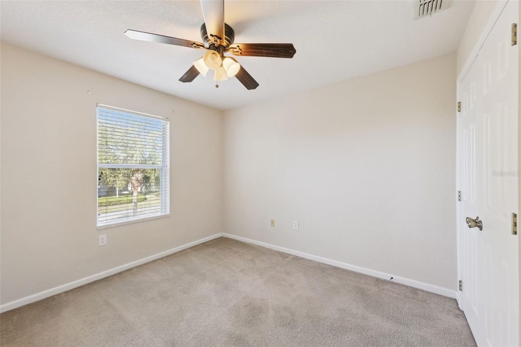 Image 9 of property listing at 1336 FALLING STAR LANE, Orlando, FL 32828