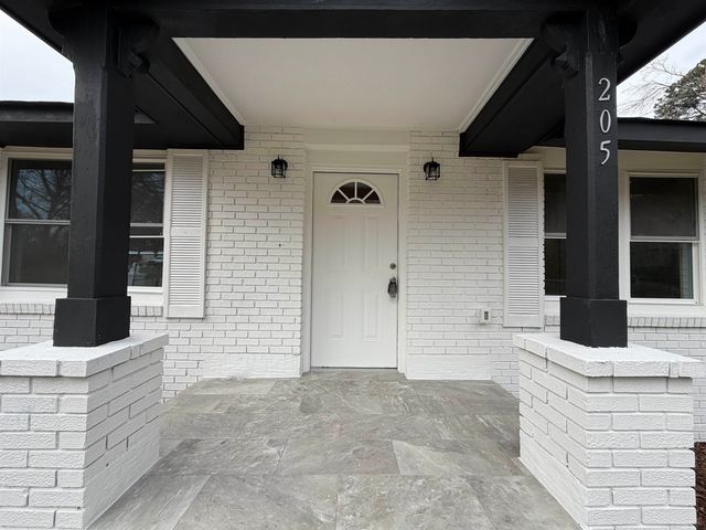 205 Seneca Court, Spartanburg, SC 29301