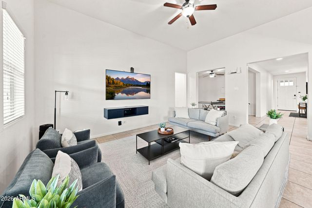 9026 W RUTH Avenue, Peoria, AZ 85345