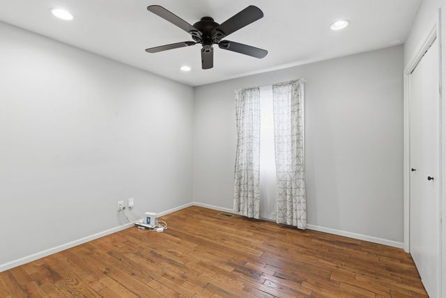 2141 N Parkridge Ct, Wichita, KS 67212