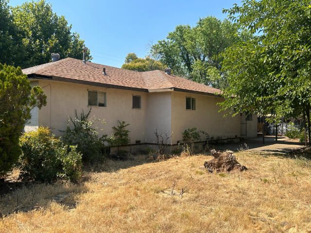 2901 Blue View Street, Redding, CA 96002