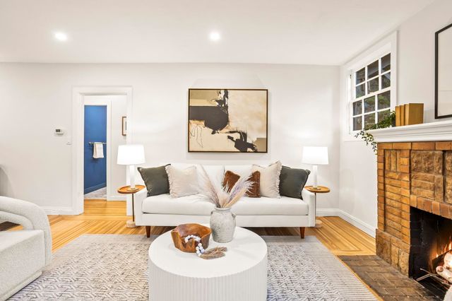 1587 Trestle Glen Rd., Oakland, CA 94610