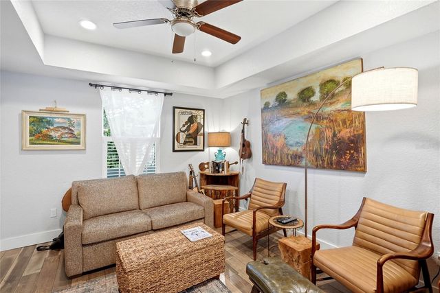 140 13TH AVENUE NE, St Petersburg, FL 33701