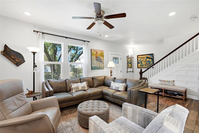 140 13TH AVENUE NE, St Petersburg, FL 33701