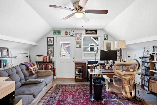 140 13TH AVENUE NE, St Petersburg, FL 33701