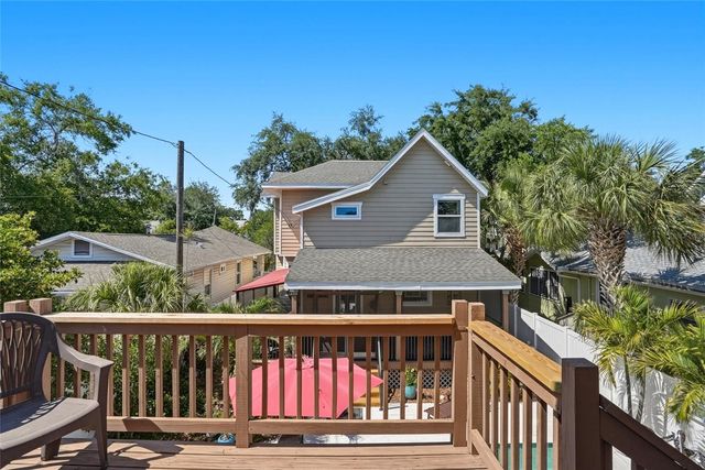 140 13TH AVENUE NE, St Petersburg, FL 33701
