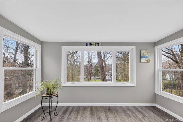 313 Chestnut Avenue, New Windsor, NY 12553