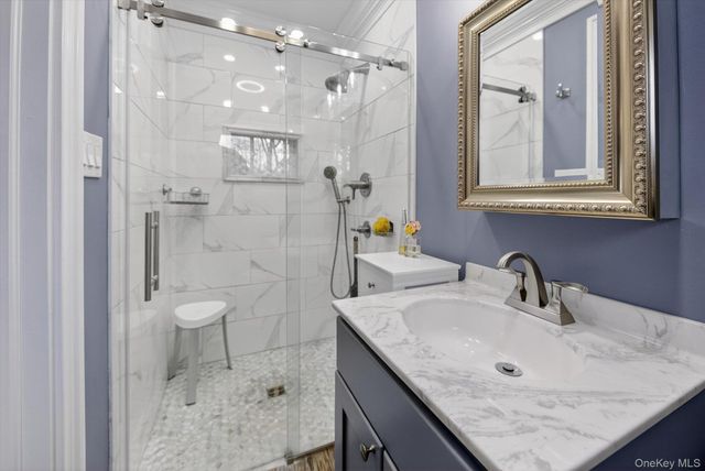 313 Chestnut Avenue, New Windsor, NY 12553