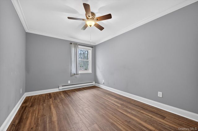 313 Chestnut Avenue, New Windsor, NY 12553