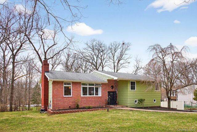 313 Chestnut Avenue, New Windsor, NY 12553