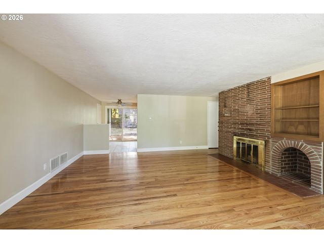 3215 Se 116TH Ave, Portland, OR 97266