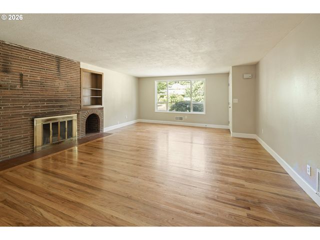 3215 Se 116TH Ave, Portland, OR 97266