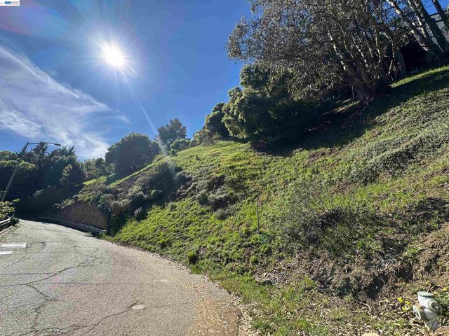 0 Charing Cross Rd, Oakland, CA 94603