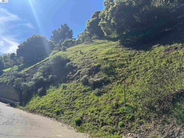 0 Charing Cross Rd, Oakland, CA 94603