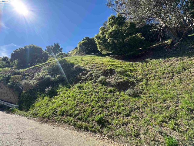 0 Charing Cross Rd, Oakland, CA 94603