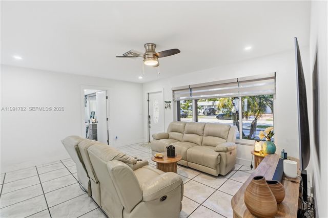 630 NE 23rd Ct, Pompano Beach, FL 33064