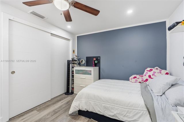 630 NE 23rd Ct, Pompano Beach, FL 33064