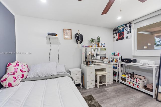 630 NE 23rd Ct, Pompano Beach, FL 33064