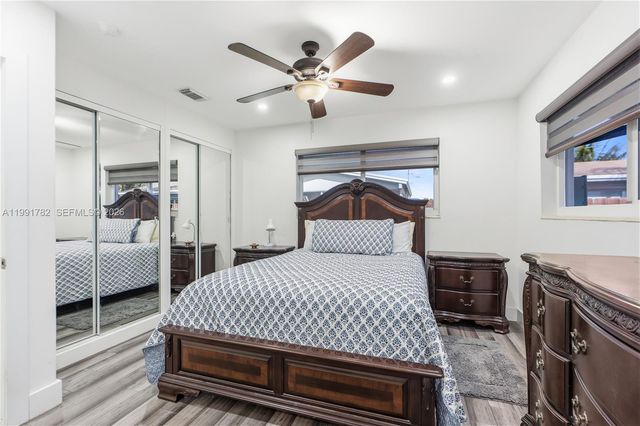 630 NE 23rd Ct, Pompano Beach, FL 33064