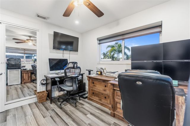 630 NE 23rd Ct, Pompano Beach, FL 33064