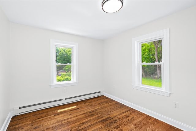 90 W Carpenter St, Attleboro, MA 02703