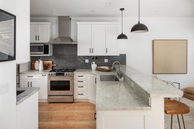 119 Concord Circle, Mountain View, CA 94040