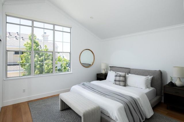 119 Concord Circle, Mountain View, CA 94040