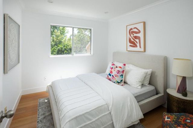 119 Concord Circle, Mountain View, CA 94040