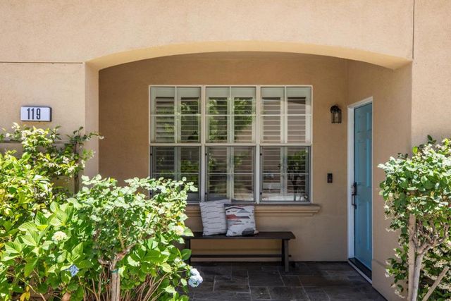 119 Concord Circle, Mountain View, CA 94040